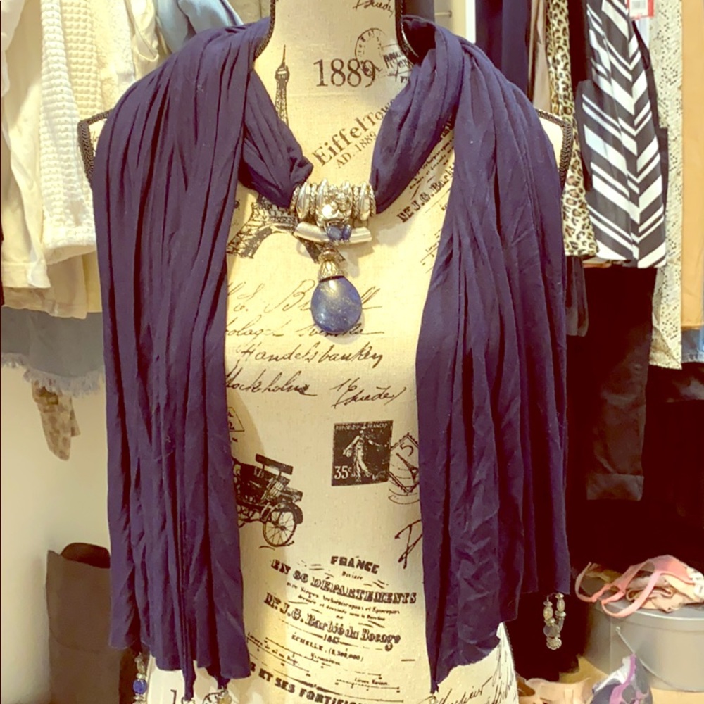 SCARF NECKLACE